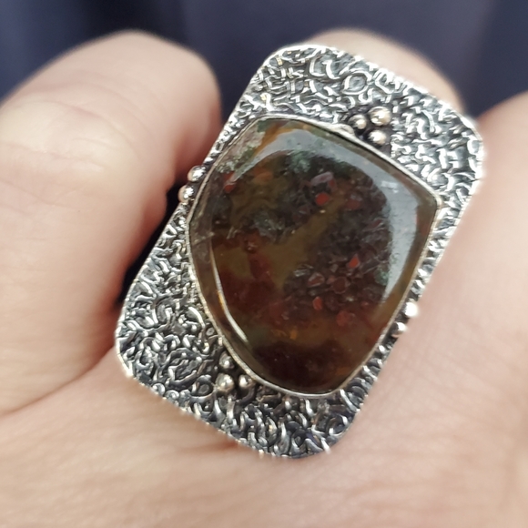 New Bloodstone 925 Silver Ring. - Picture 11 of 15
